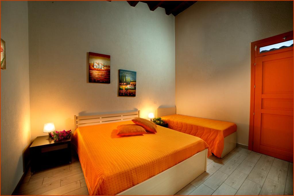 Ai Parchi Dei Parrini Bed and Breakfast Partinico Kamer foto