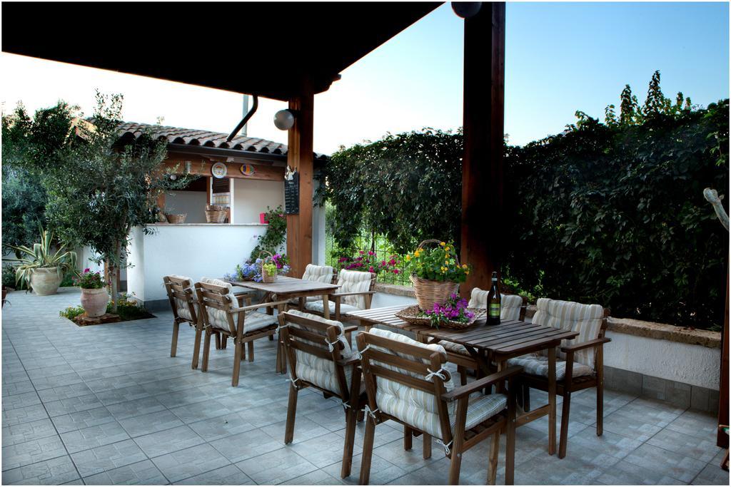 Ai Parchi Dei Parrini Bed and Breakfast Partinico Buitenkant foto